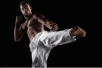 KK对战平台人气新图推荐 剑圣觉醒爽战RUSH，不死族like也能72变？